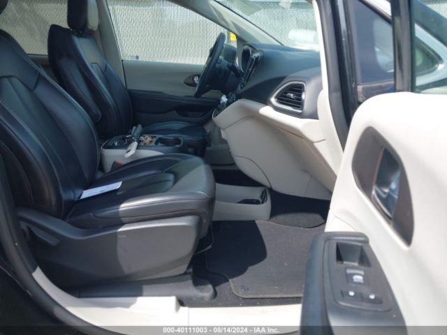 2C4RC1DG2LR260549 Chrysler Voyager Lxi