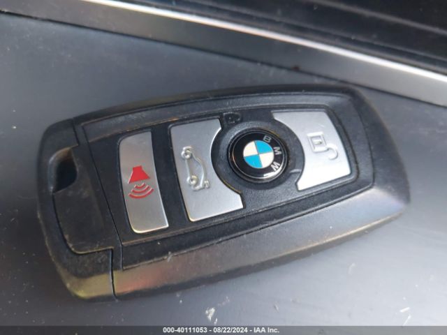 WBA8A9C50GK615820 BMW 320i