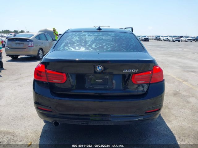 WBA8A9C50GK615820 BMW 320i