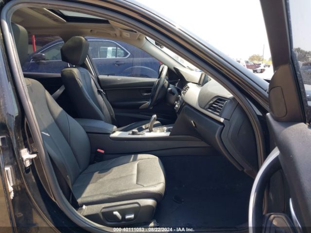 WBA8A9C50GK615820 BMW 320i