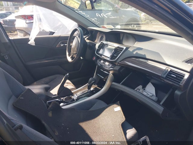 Honda ACCORD EX 2017 1HGCR2F70HA212522 Image 5