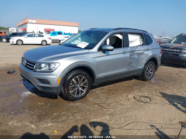 3VV3B7AX9LM115372 Volkswagen Tiguan 2.0t Se/2.0t Se R-line Black/2.0t Sel