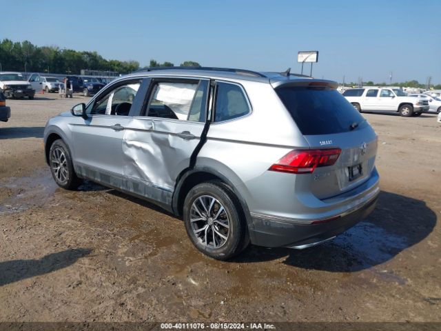 3VV3B7AX9LM115372 Volkswagen Tiguan 2.0t Se/2.0t Se R-line Black/2.0t Sel