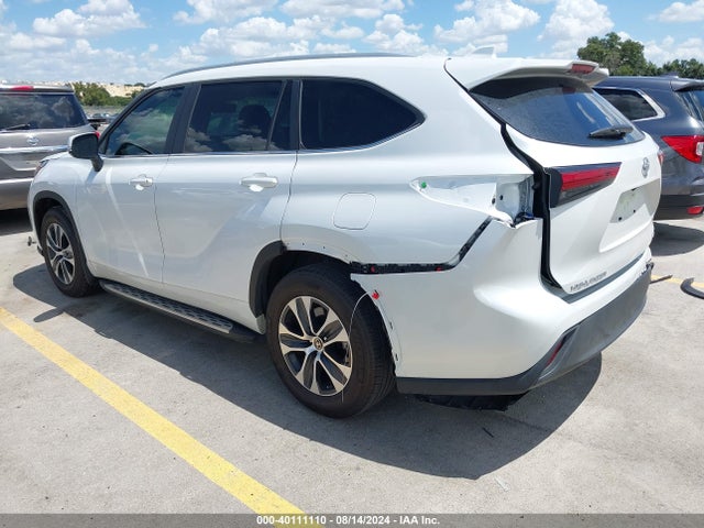 Toyota Highlander Xle 2023 5TDKDRAH1PS517305 Image 3