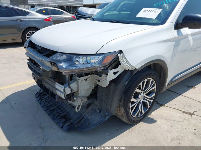 2018 MITSUBISHI OUTLANDER JA4AD2A31JZ057831 Photo 5