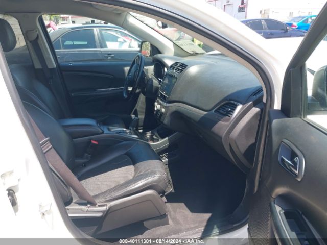 3C4PDCGG7KT858031 Dodge Journey Crossroad
