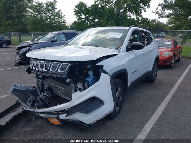Jeep Compass Latitude Lux 4x4 2022 3C4NJDFB9NT129190 Image 2