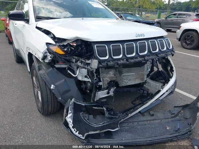 Jeep Compass Latitude Lux 4x4 2022 3C4NJDFB9NT129190 Image 6