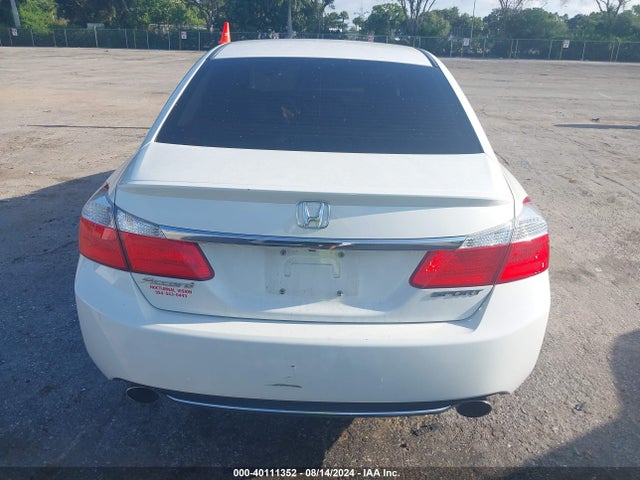 Honda Accord Sport 2015 1HGCR2F57FA163573 Image 17