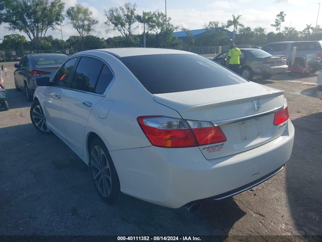 Honda Accord Sport 2015 1HGCR2F57FA163573 Image 3