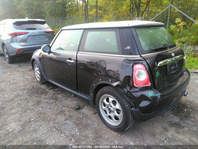 2013 MINI HARDTOP WMWSU3C50DT691912 Photo 2