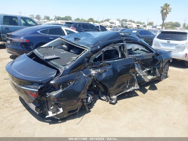 58ADA1C15MU005285 Lexus ES 300H