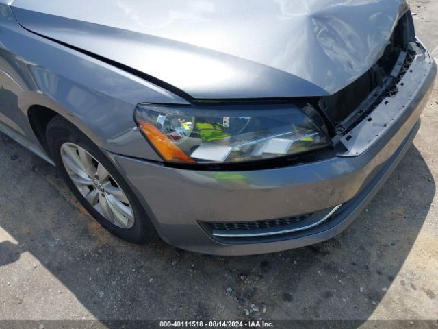 1VWAS7A39FC047810 Volkswagen Passat 1.8t Wolfsburg Edition