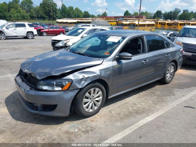 1VWAS7A39FC047810 Volkswagen Passat 1.8t Wolfsburg Edition