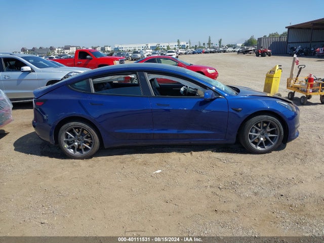 Tesla Model 3 Long Range Dual Motor All-wheel Drive 2022 5YJ3E1EB8NF275512 Image 13