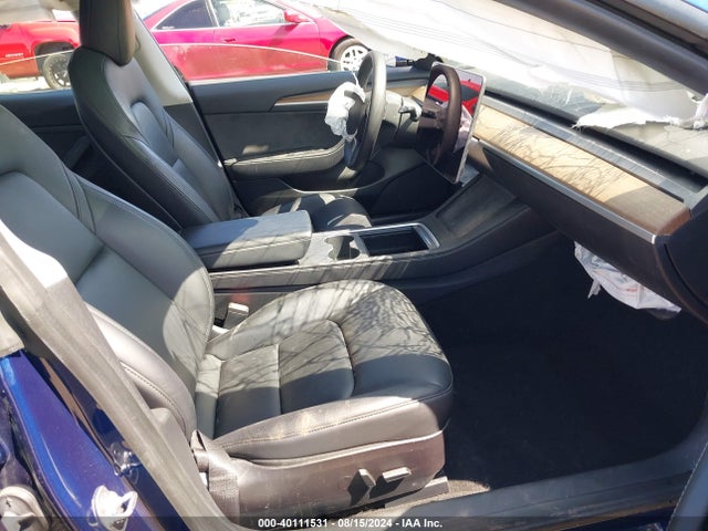 2022 TESLA MODEL 3 5YJ3E1EB8NF275512 Photo 4