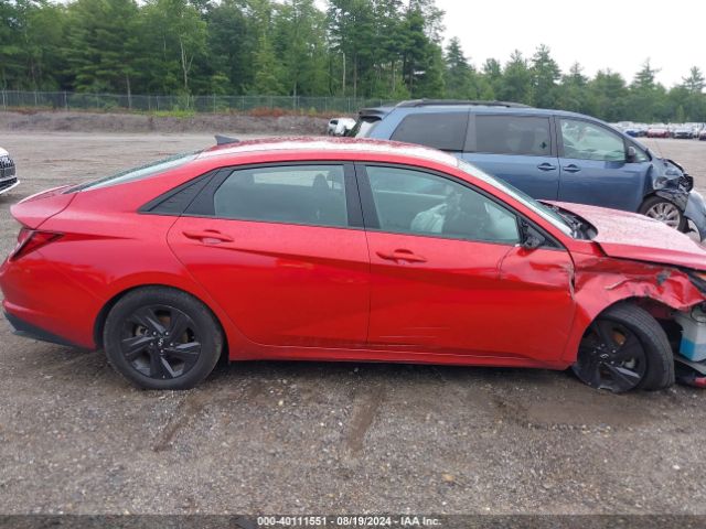 5NPLM4AG3MH044670 Hyundai ELANTRA SEL
