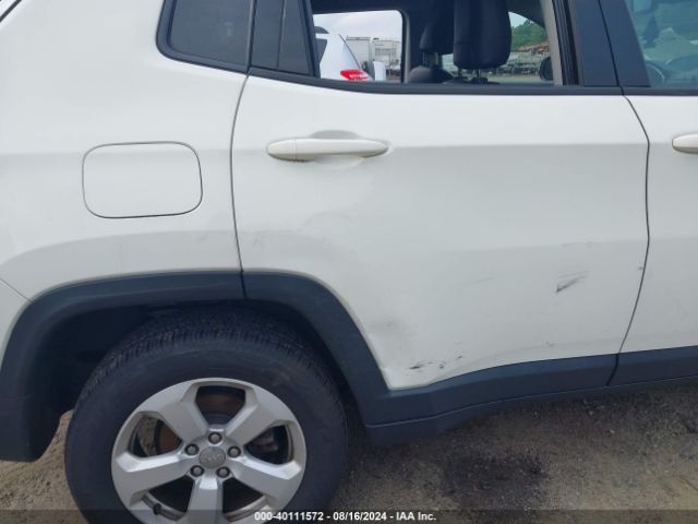 3C4NJDBB3JT434653 Jeep Compass Latitude 4x4