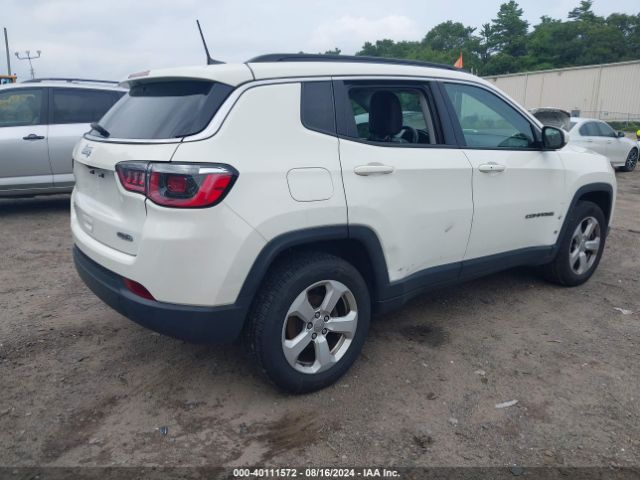3C4NJDBB3JT434653 Jeep Compass Latitude 4x4