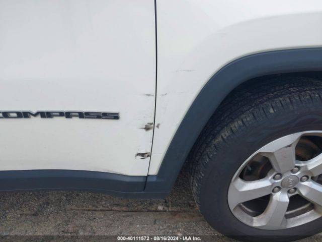 3C4NJDBB3JT434653 Jeep Compass Latitude 4x4