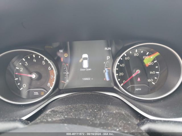 3C4NJDBB3JT434653 Jeep Compass Latitude 4x4
