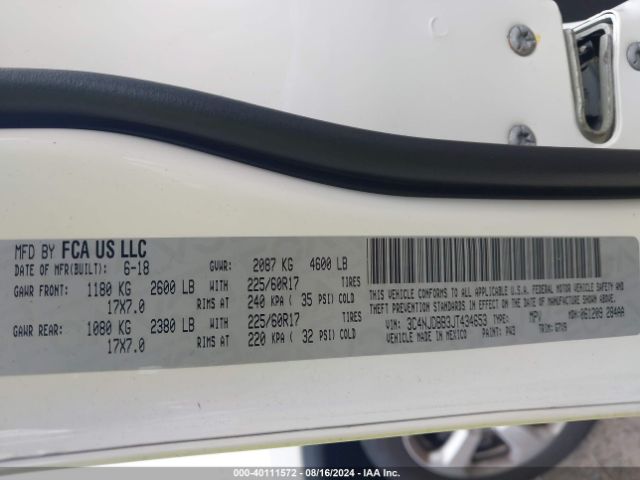 3C4NJDBB3JT434653 Jeep Compass Latitude 4x4