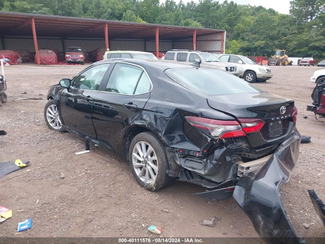 Toyota CAMRY LE 2024 4T1C11AK5RU852474 Image 3
