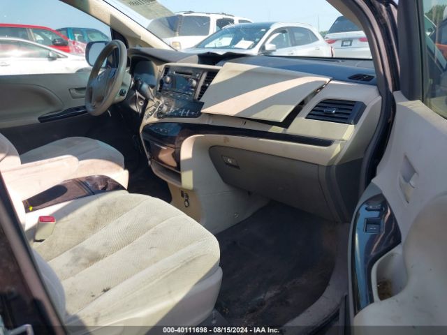 5TDKK3DC9ES492072 Toyota Sienna Le V6 8 Passenger