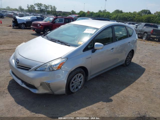 JTDZN3EU6EJ004660 Toyota Prius V Three