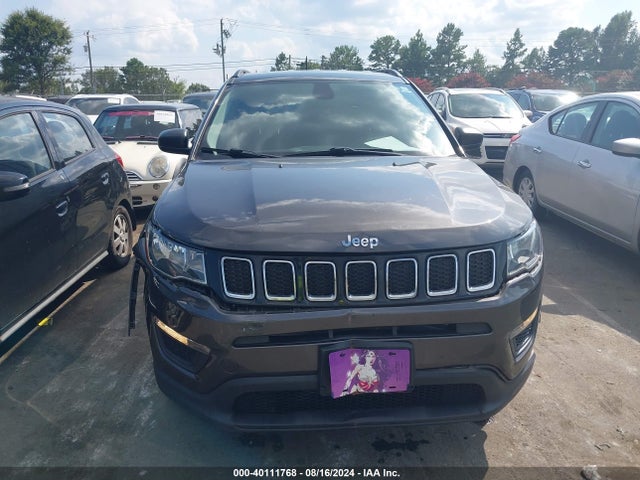 3C4NJDAB5JT253104 Jeep Compass Sport 4x4