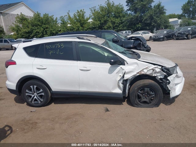 Toyota RAV4 LE 2018 JTMBFREV8JJ742528 Image 13