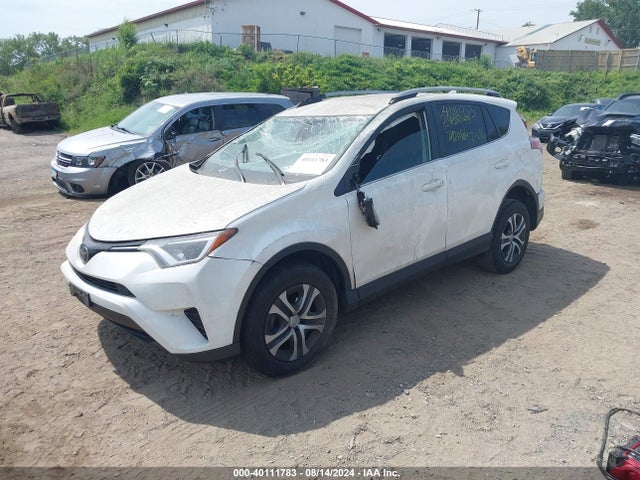 Toyota RAV4 LE 2018 JTMBFREV8JJ742528 Image 2