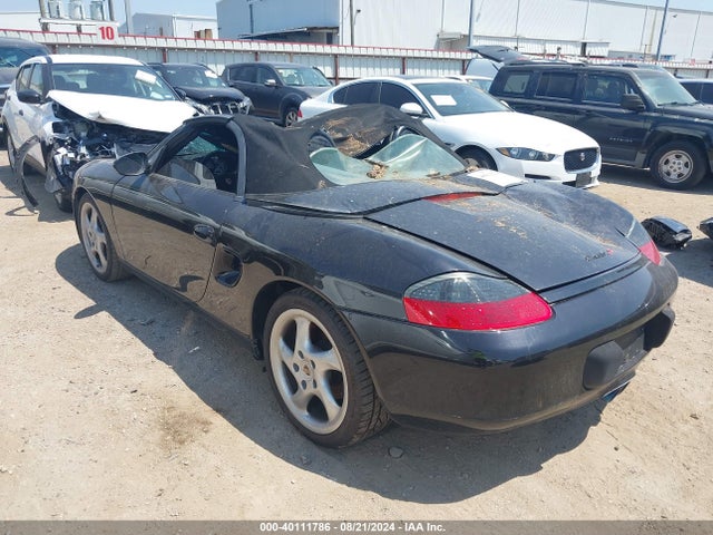 2002 PORSCHE BOXSTER WP0CB29832U662257 Photo 2