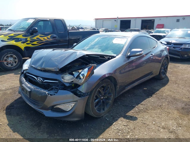 Hyundai Genesis 3.8 Base 2016 KMHHT6KJ3GU134793 Image 2
