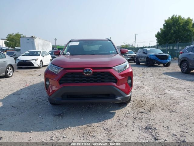2T3A1RFV4MW184448 Toyota Rav4 Xle Premium