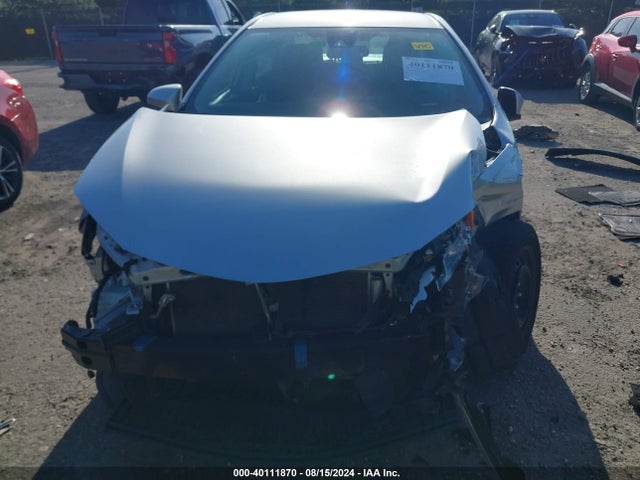 Toyota COROLLA LE 2018 5YFBURHE7JP803428 Image 12