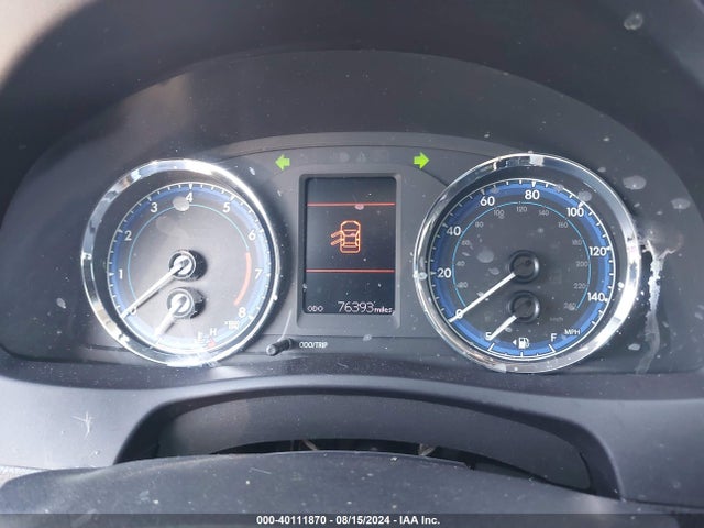 Toyota COROLLA LE 2018 5YFBURHE7JP803428 Image 7