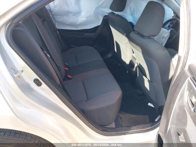 Toyota COROLLA LE 2018 5YFBURHE7JP803428 Image 8