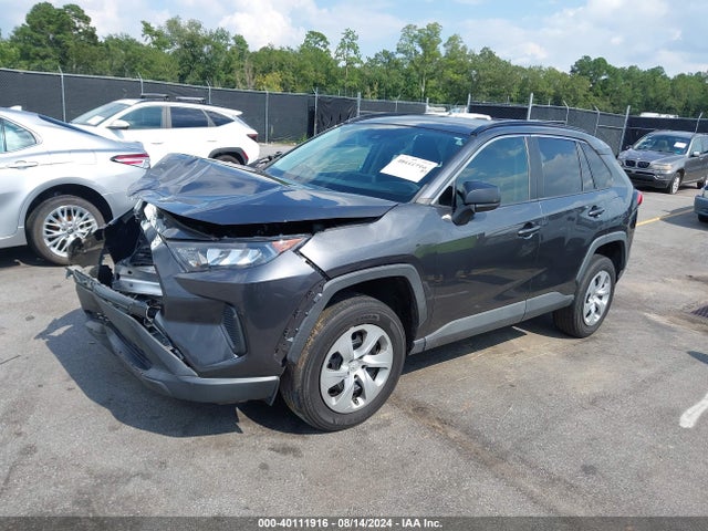 Toyota RAV4 LE 2020 2T3H1RFV1LC042878 Image 2