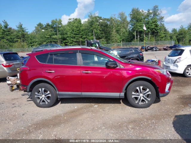 2T3BFREV8JW836961 Toyota RAV4 LE