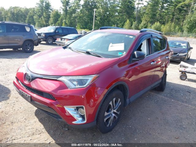 2T3BFREV8JW836961 Toyota RAV4 LE