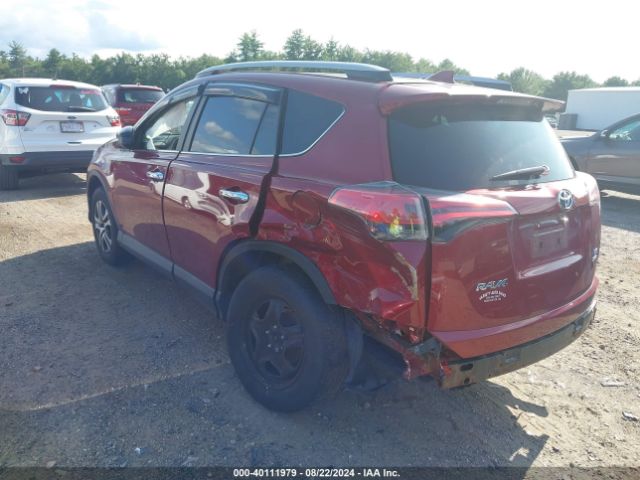 2T3BFREV8JW836961 Toyota RAV4 LE