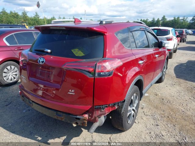 2T3BFREV8JW836961 Toyota RAV4 LE
