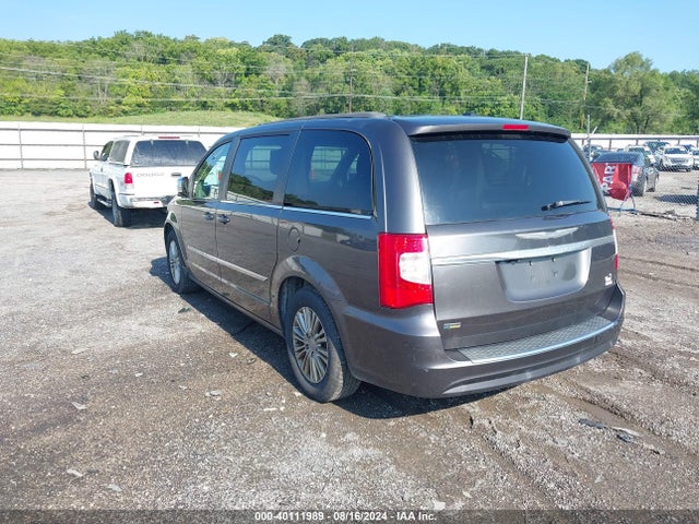2C4RC1CG1FR582301 Chrysler Town & Country Touring-l