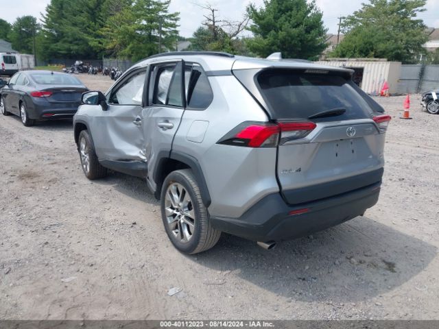 2T3A1RFV5MC198098 Toyota Rav4 Xle Premium