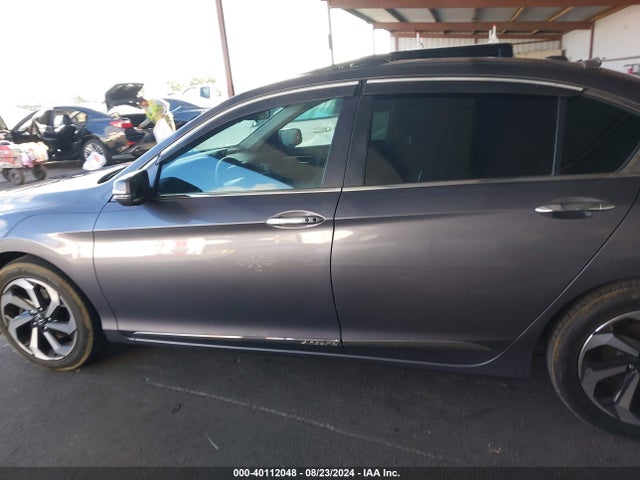 Honda ACCORD EX 2017 1HGCR2E79HA233080 Image 13