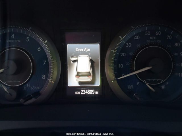 5TDYK3DC7FS645088 Toyota Sienna Xle 8 Passenger
