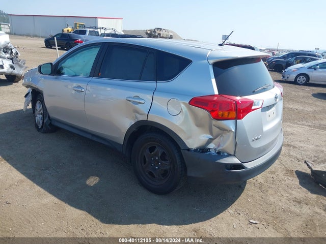 Toyota RAV4 LE 2015 2T3BFREV9FW294471 Image 3