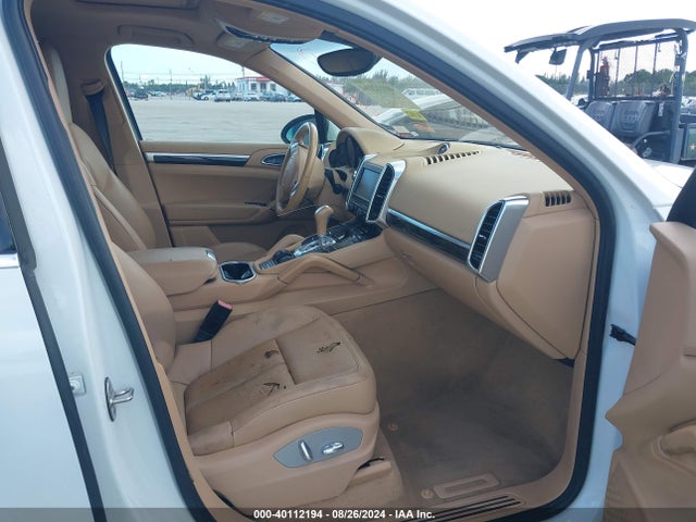 2012 PORSCHE CAYENNE WP1AA2A2XCLA10873 Photo 4
