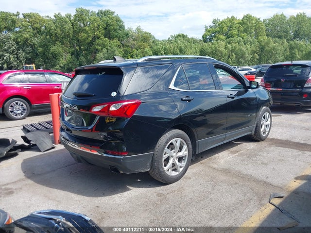 Chevrolet EQUINOX LT 2018 2GNAXKEX6J6146081 Image 4